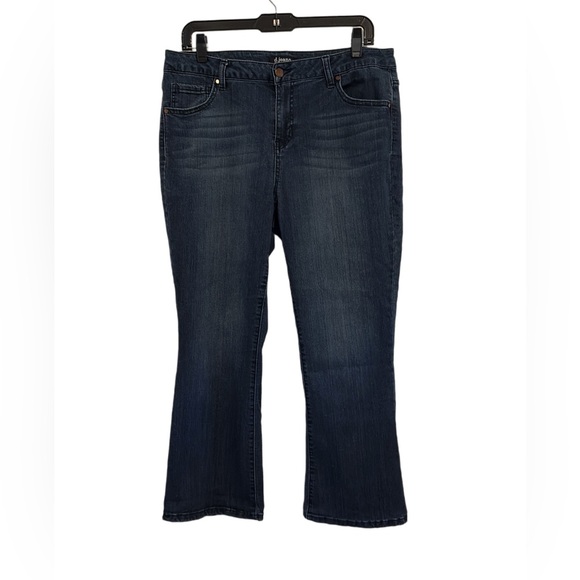 D. Jeans High Rise Kick Crop Jeans 14 - Picture 3 of 9